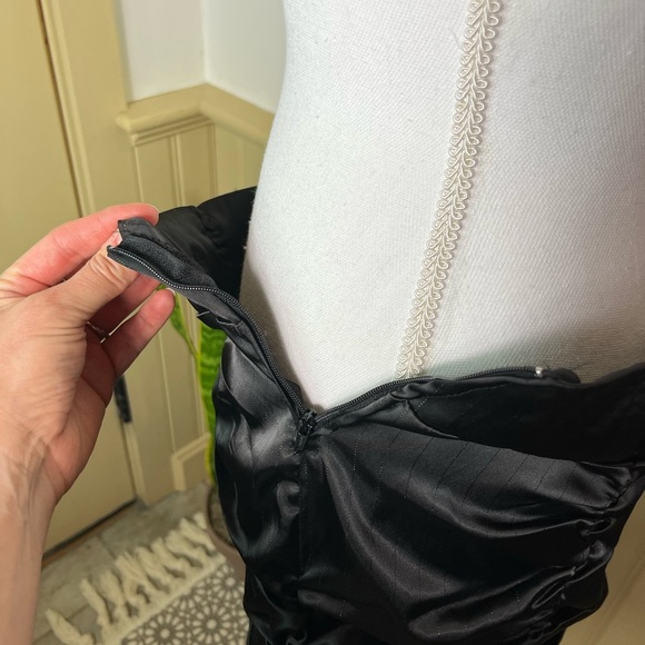 Tess Black Ruched Mini Skirt L Gothic Y2K Club Avant Garde Whimsigoth Steampunk - Picture 6 of 10